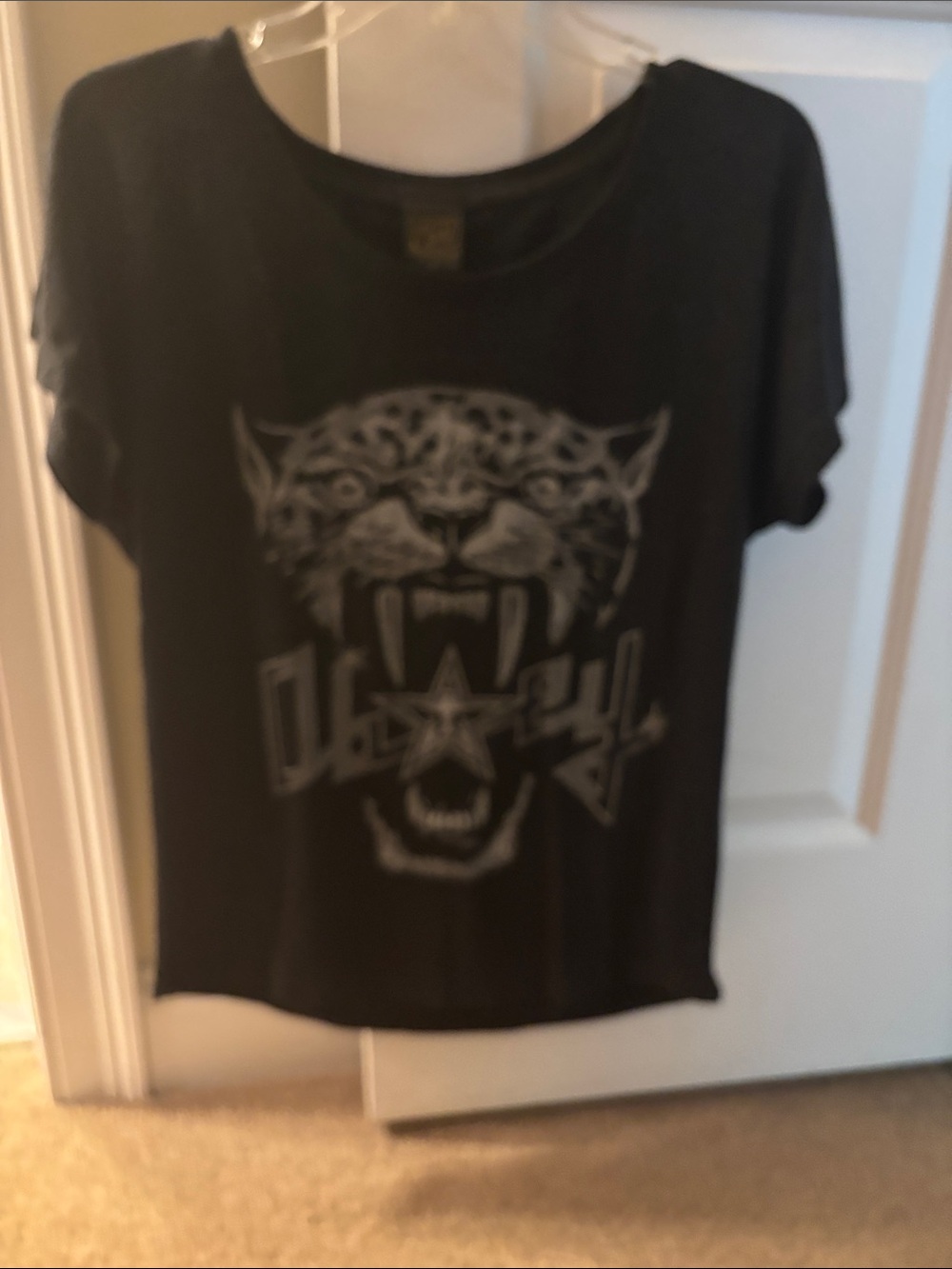 Obey graphic tee